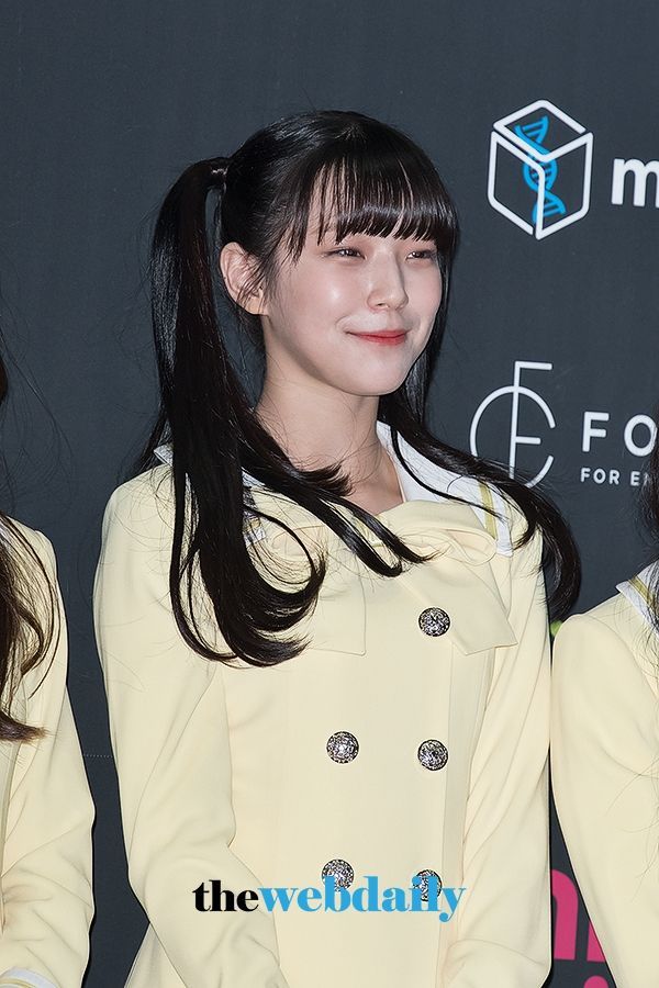 [WD포토] fromis_9 (프로미스9) 백지헌, 산소같은 여신 미모 (2018 아시아모델어워즈)