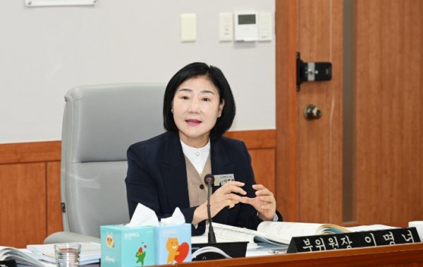 중구의회 이명녀 의원, “개관 7년차 고복수 음악관, 실효성 의문” (출처: 울산 중구의회) / 2025.11.24