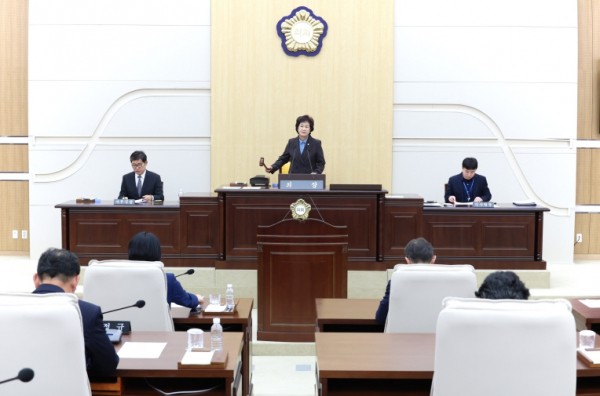 제260회 임시회 제1차 본회의(오관영의장) (출처: 대전 동구의회) / 2025.11.25