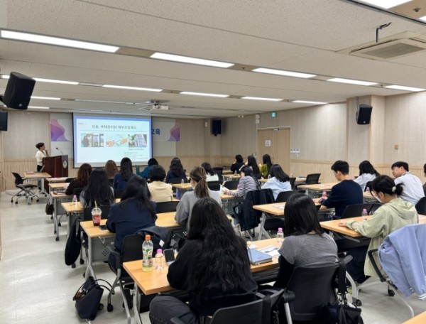 취약계층 신용 채무 관리 교육 관련 이미지