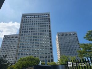 정품은 팬심입니다… 특허청, K-팝 위조상품 뿌리 뽑는다